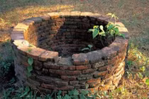 Nghệ An: 2 con bàng hoàng phát hiện bố mẹ tử vong bất thường