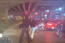 Trưởng Công an quận Thanh Xuân nói về vụ tài xế đánh người ở ngã tư