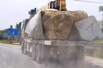 Tin nóng ngày 6/6: Lại xuất hiện xe "hổ vồ" quá tải 600% tại Thanh Hóa