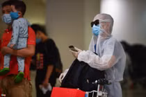 Về quê đón Tết, nhiều người lo thời gian nghỉ không đủ để cách ly