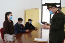 Phạt 100 triệu với 4 người trốn qua trạm kiểm soát dịch COVID-19