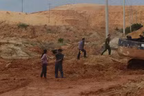 Vụ vỡ hồ chứa bùn đỏ: Hé lộ nhiều khuất tất