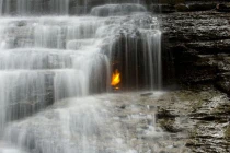 Những ngọn lửa vĩnh cửu ma quái nhất thế giới