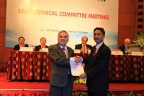 AVG giành giải bài báo kỹ thuật hay nhất của ABU năm 2013