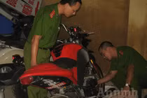“Soi” dàn mô tô khủng bị “tráo tên, đổi họ"