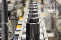 Điểm tin: Chính thức bán máy tính 63 triệu 