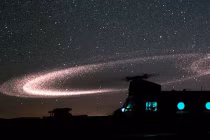 Kỳ bí những hào quang trực thăng trên sa mạc