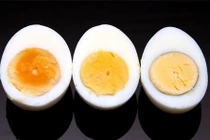 Luộc trứng mà mắc 4 sai lầm này, món ăn cũng mất sạch chất