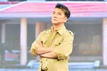 Đàm Vĩnh Hưng dằn mặt đàn em ứng xử kém ở Làn sóng xanh