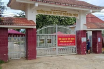 Cả trường cách ly tại chỗ vì 2 học sinh dương tính với nCoV