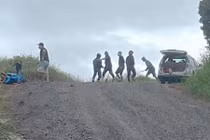 Người dân kể việc bị hành hung khi không đồng ý giá đền bù