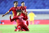 Tuyển Việt Nam sẽ thi đấu vào ngày mùng 1 Tết