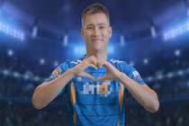 Công Vinh lên tiếng khi bị tố quảng cáo app cá độ bóng đá