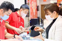 Giá vàng hôm nay 28/11: Nguy cơ lộ rõ sau cơn sốt