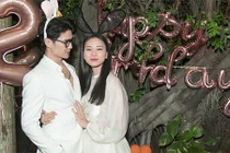 Ngô Thanh Vân tình tứ ôm CEO Huy Trần, nói lời đặc biệt