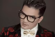 Đàm Vĩnh Hưng tuyên bố kiện bà Phương Hằng, có “chìm” giống Vy Oanh?