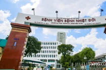 Bệnh viện Bệnh Nhiệt đới TP HCM chính thức dỡ bỏ cách ly