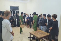 Đắk Lắk: Hàng chục thanh niên, học sinh vác bom xăng hỗn chiến giữa đêm