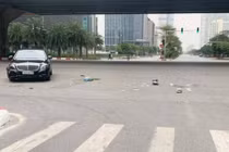 Chồng nguy kịch, vợ bị thương sau khi đâm Mercedes vào mùng 1 Tết: 