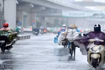 Miền Bắc đón không khí lạnh cuối mùa gây mưa dông diện rộng