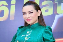 Phi Nhung mắc COVID-19, điều trị tại bệnh viện Chợ Rẫy