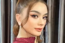 Lâm Khánh Chi đăng status “thả thính” sau khi chia tay chồng trẻ