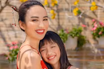 Hoa hậu Ngọc Diễm có bạn trai, cuộc sống mẹ đơn thân thế nào?