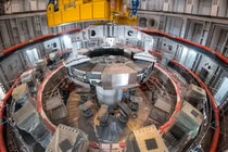 Trung Quốc khoe kỳ tích chưa từng có... 'trái tim' 1.600 tấn cho dự án 646.500 tỷ