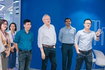 Kỳ quan bùng nổ giới công nghệ... đội ngũ kỹ sư Việt đứng sau