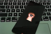 Nhìn thấy ứng dụng này, coi chừng điện thoại của bạn đang bị theo dõi 