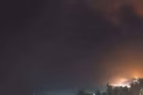 Xuất hiện UFO bí ẩn bay gần vụ cháy rừng ở California?