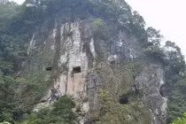 Chạm vào mộ cổ 800 tuổi... rùng mình "lời nguyền" liên tiếp ứng nghiệm? 