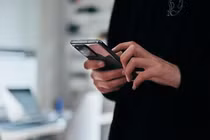 Truy cập wifi công cộng dính bẫy lừa, bay sạch tiền tài khoản 