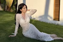 Ngỡ ngàng gia thế khủng của nữ streamer xinh nổi tiếng làng game Việt 