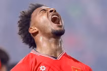 Hot rần rần tiền đạo Nguyễn Xuân Son trong tựa game Football Manager