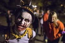 Rợn người với ma quỷ, xác chết “náo loạn” về đêm