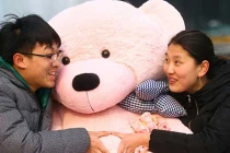 Bùng nổ dịch vụ cho thuê bạn trai dịp lễ Tết