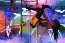 Hành trình kiếm cơm của các vũ công múa cột