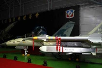 Tiêm kích F-CK-1 Đài Loan có thể phá hủy căn cứ TQ