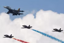 Quân đội Venezuela duyệt binh lớn tưởng nhớ TT Hugo Chavez