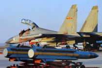 Vạch trần mưu đồ của TQ trong hợp tác KTQS với Nga