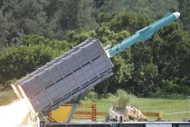 Tên lửa Hùng Phong Đài Loan tập diệt mục tiêu trên biển