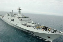 Siêu tàu đổ bộ Type 071 Trung Quốc gặp lỗi nguy hiểm