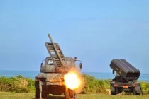 Indonesia thử thành công bệ phóng pháo phản lực