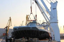 Ukarine giao siêu tàu đổ bộ Zubr thứ 2 cho Trung Quốc