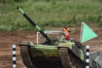 Lính tăng Nga cạnh tranh nảy lửa dự thi Tank Biathlon