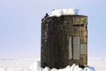 “Lạ” tàu ngầm hạt nhân Mỹ nổi ở Bắc Cực