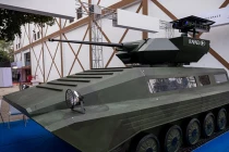 Vũ khí tối tân Ấn Độ “khoe dung nhan” ở Defexpo 2014