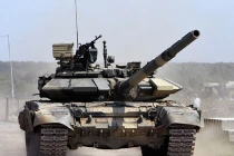 Việt Nam nên nâng cấp xe tăng T-54/55 hay mua mới T-90?