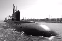 Ảnh hiếm tàu ngầm TP HCM thử nghiệm ở Nga